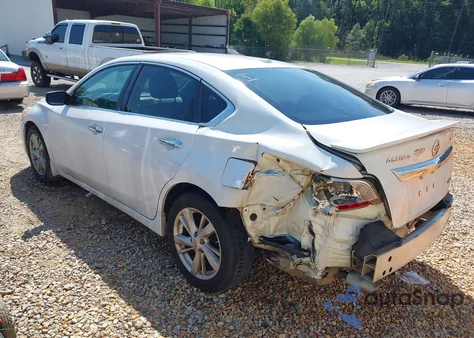 2014 Nissan Altima 2.5 Sv z USA, uszkodzony, nr VIN 1N4AL3AP7EN211348